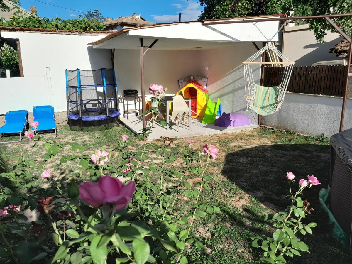 Къща За Гости Роден Край 2 Elena Exterior foto